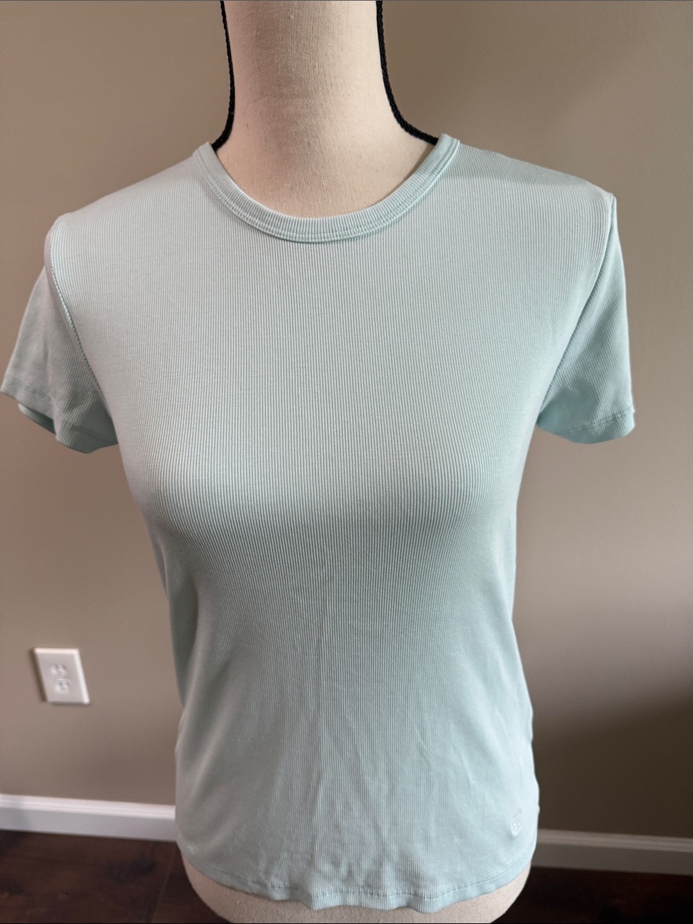 Calvin Klein Women's Light Aqua Short-Sleeve Ribbed Tee Size Large